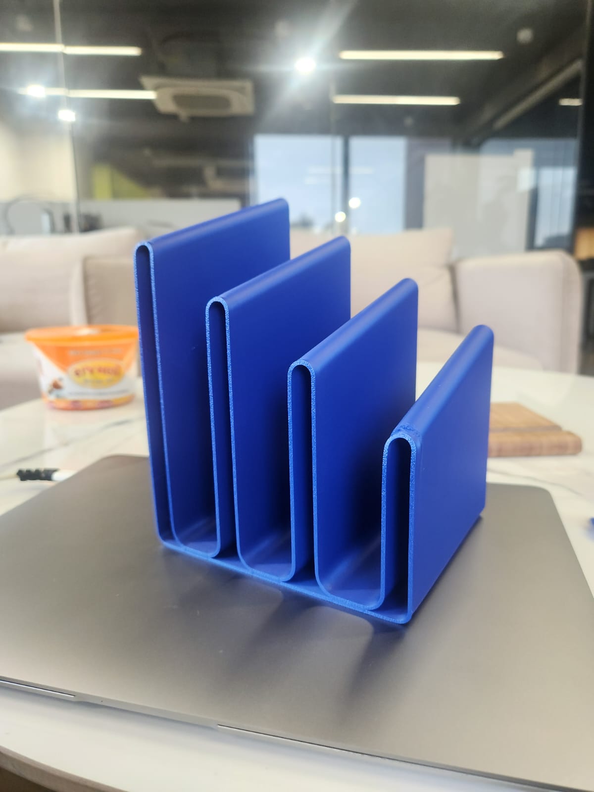 3D Printed Modern Book Organizer – Minimalist Desk & Shelf Storage