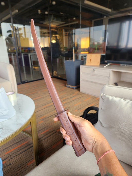 Expandable Katana Sword – Samurai Style Collectible Toy
