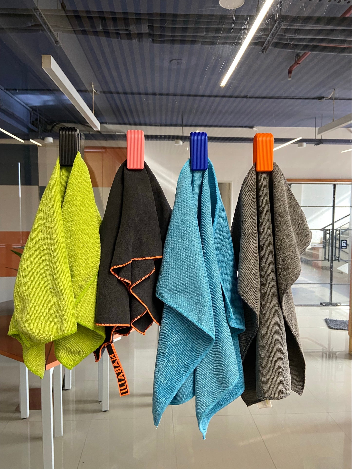Towel Hanger (No-Drill)